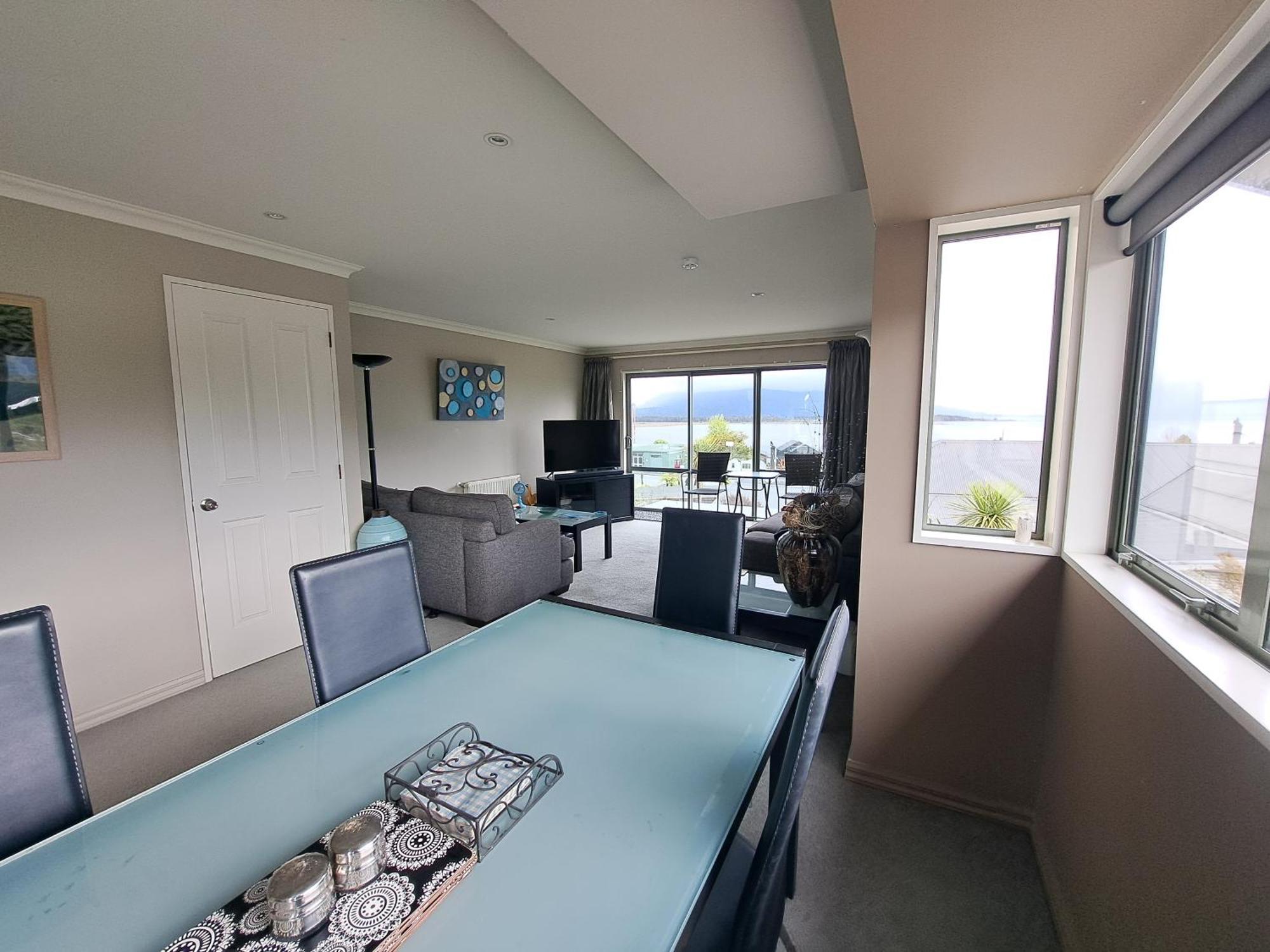 Hotel Lake Brunner Greymouth Exterior photo